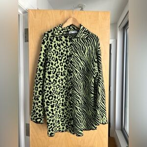 Zara Black and Green Knit Sweater Animal Print size M